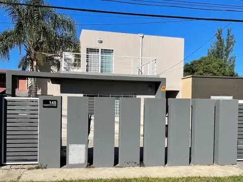 Casa en venta en Funes
