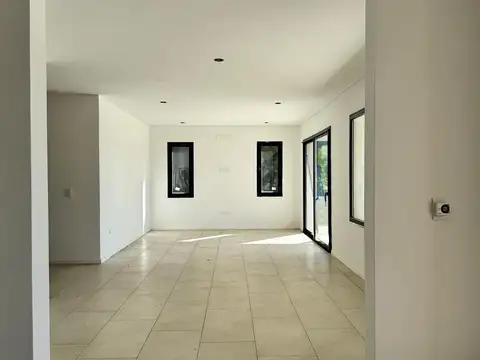 Casa en Alquiler al Norte