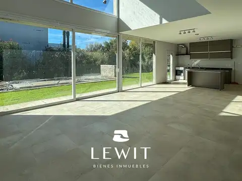 Casa en Alquiler en Neuquen, $ 5.500.000
