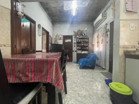 Casa P/ 2 familias 3 AMB cada una 8,66x 27,71 MTS