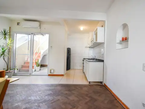 Depto Tipo Casa en Venta 45 años