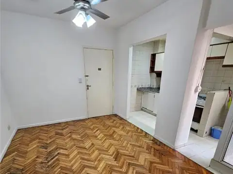 Armenia 2200, Piso 1