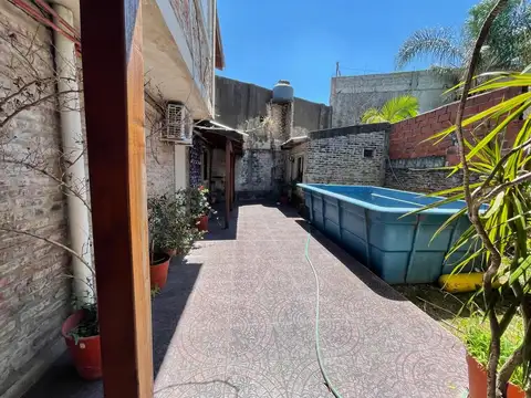 Casa 2 plantas sobre lote propio en venta en Aldo Bonzi