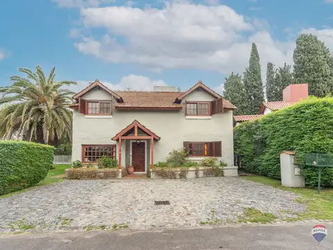 VENTA CASA EN COUNTRY LOMA VERDE / APTO CREDITO