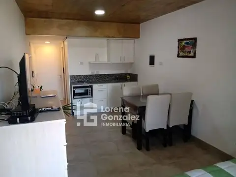 Rivadavia 700, Piso 1