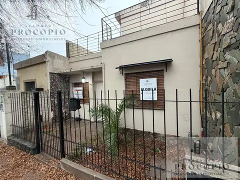 Casa 4 ambientes en alquiler en Merlo-Padua