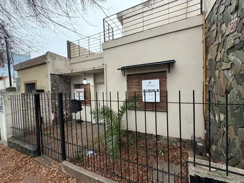 Casa 4 ambientes en alquiler en Merlo-Padua