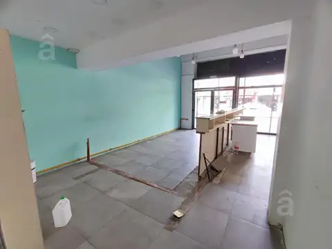 Local en Alquiler 50 años