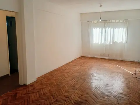 3 Ambientes Al Frente muy luminoso