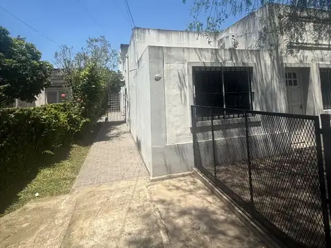 Departamento en PH en Luis Guillon sin Expensas