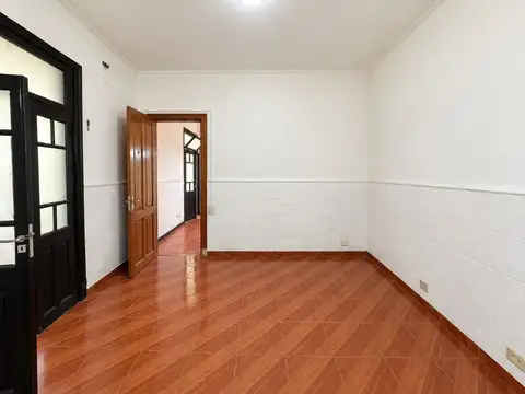 Depto Tipo Casa en Venta 56 años