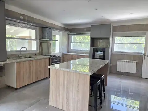 Casa en Alquiler en Pilar, USD 2.500