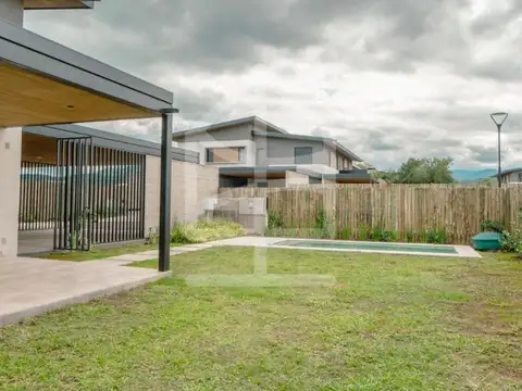 Casas Del Bosque