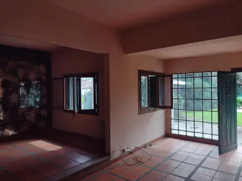 Casa en Venta con 1 cochera