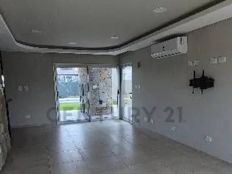 Casa en Alquiler A Estrenar