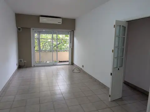 SUPERI 3600, Piso 2