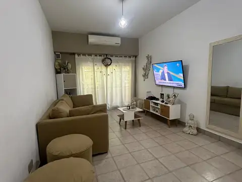 Alquiler TRES   AMBIENTES FRENTE BALCÓN