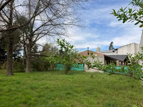 Los Alamos y Miguel Cané