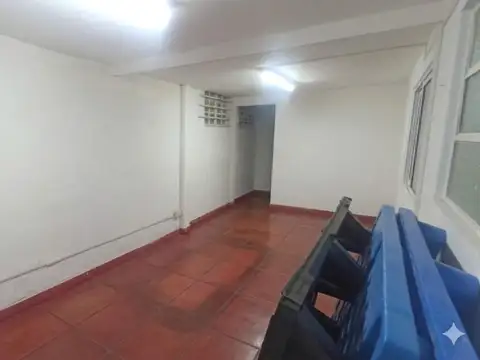 LOCAL COMERCIAL CON GAS INSTALADO