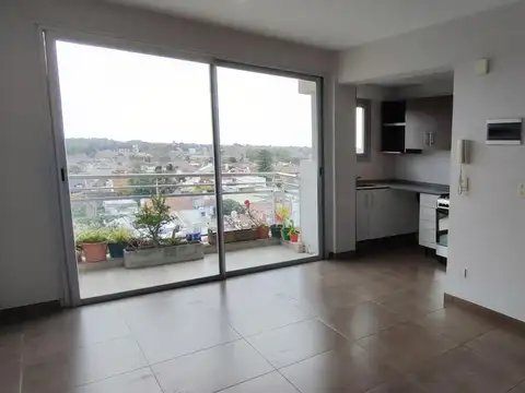 Hermoso semipiso 2 ambientes con vista al rio, cochera.