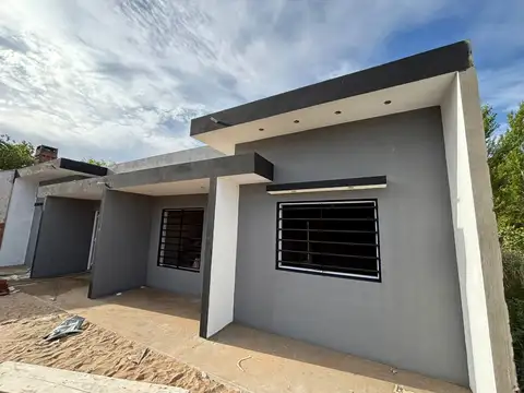 Casa en Venta en Mar Del Tuyu, USD 34.000