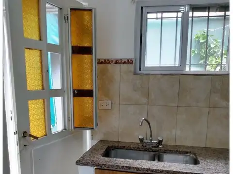 Depto Tipo Casa 3 ambientes con 1 baño