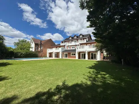 Casa 6 ambientes en venta La Horqueta barrio cerrado