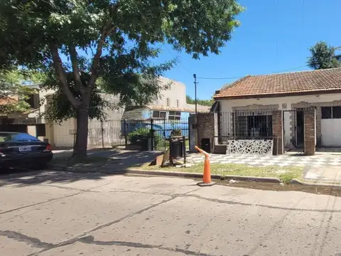 CASA A  REFACCIONAR EN MONTE GRANDE