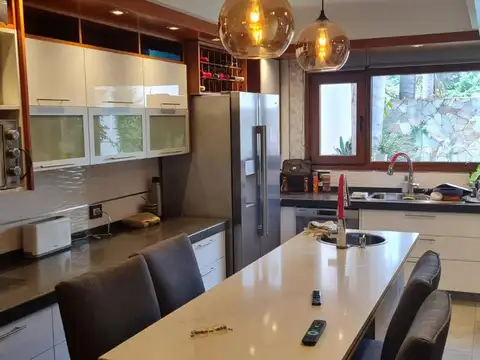 Casa en Venta en Castelar Norte, USD 420.000