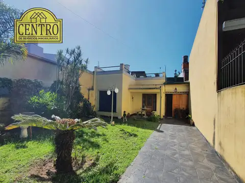 Casa En Venta En Villa José León Suárez Con Jardín