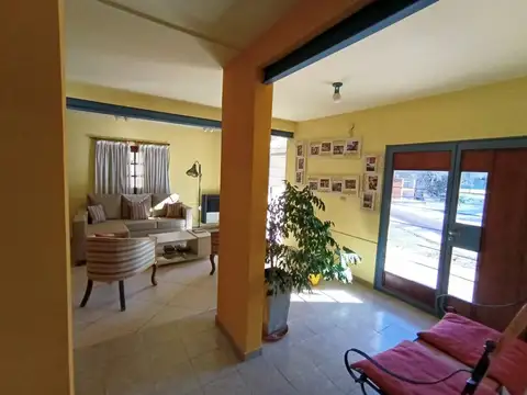 Avenida Presidente Juan Domingo Perón 5100