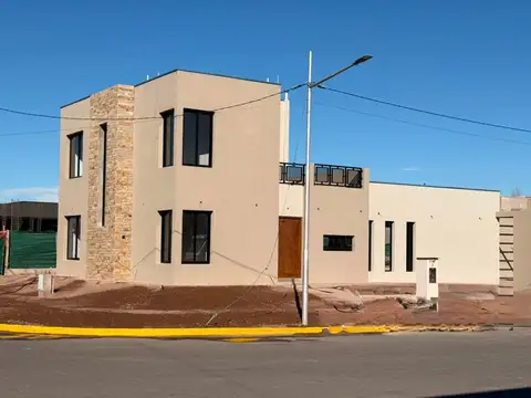 Casa en Venta en Mayor Drummond, Lujan de Cuyo