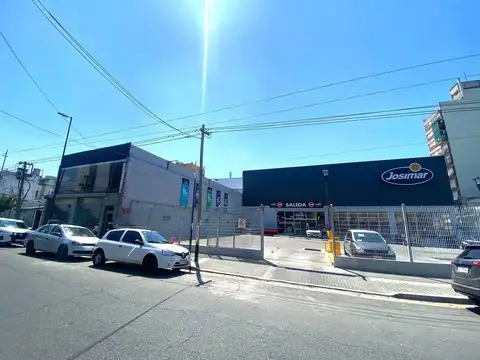 VENTA LOCAL DEPOSITO BERAZATEGUI 459 METROS