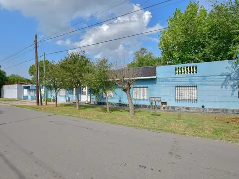 Calle 426 entre 21 d y 22 1600