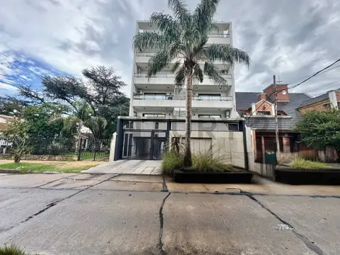 Venta Departamento 3 Ambientes Villa Bosch con Terraza, Quincho y Pileta