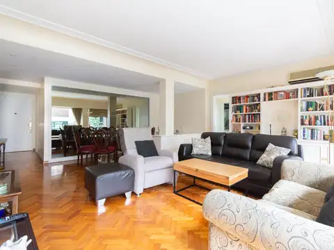 Venta de Departamento 3 ambientes con dependencia Súper luminoso Balcón corrido en Palermo