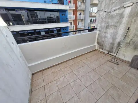 Departamento en Alquiler en Caseros, $ 450.000