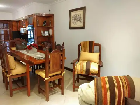 Casa con piscina — Colinas de Peralta Ramos, Mar del Plata