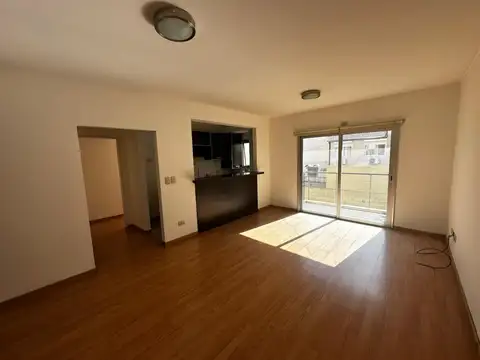 Hermoso Semipiso en Alquiler 2 Ambientes con Cochera Fija - Caballito