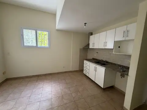 Departamento - Alquiler - Argentina, San Miguel - Domingo Faustino Sarmiento 1422