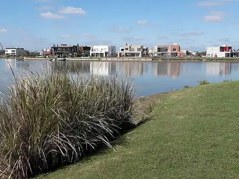 Lote INTERNO de 880 m2 en Club de Campo Santa Rita. Canning-San Vicente.