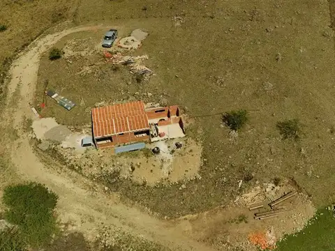 VENTA COMPLEJO DE 2 CABAÑAS EN POZO YACANTO