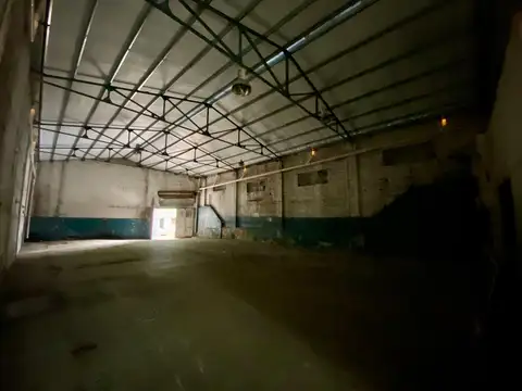Galpón en alquiler La Plata – Diag. 80 e/ 39 y 40