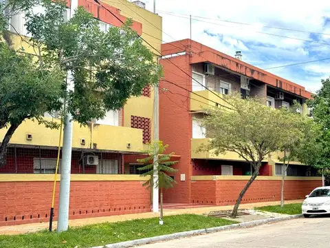 Se alquila departamento en reconquista