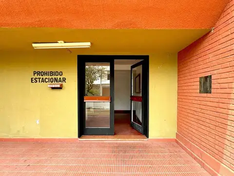 Almirante Brown 400