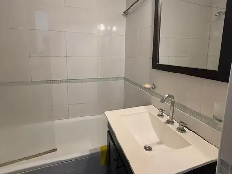 Departamento en Alquiler en Villa Ballester, $ 580.000