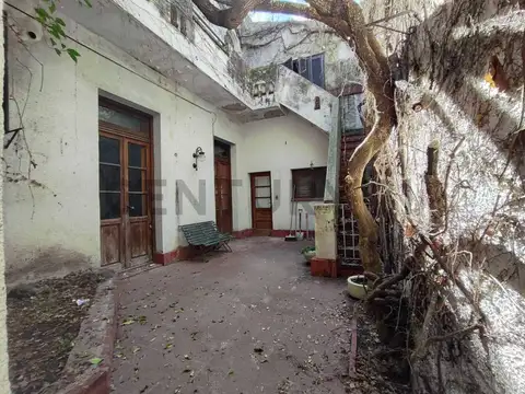 Helguera 4300, Piso 0