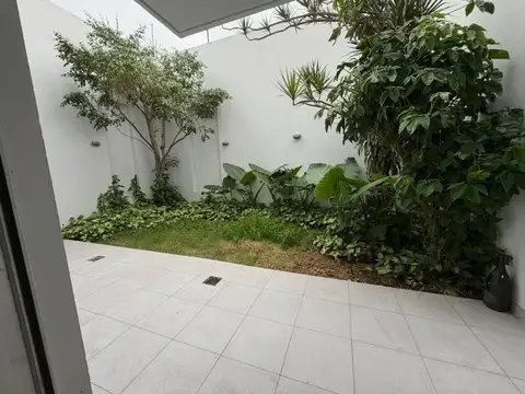 En Venta Dpto. 2 Ambientes en Planta Baja con Jardín de 50 | a m de Parque Chacabuco y Subtes