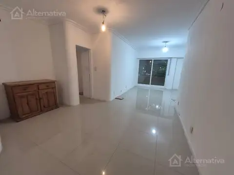 24 de  noviembre al 1300 entre Cochabamba y Constitución