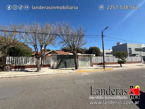 Hermosa Casa 5 amb. a pasitos del mar - Pileta Climatizada y Quincho - Barrio San Rafael